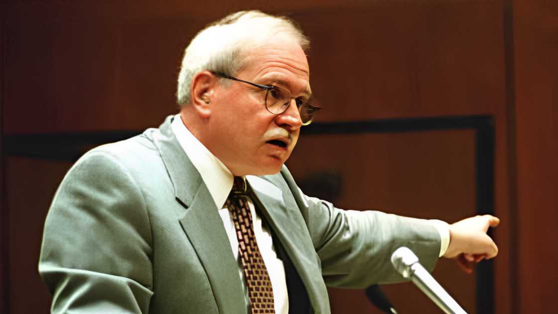 Gerald Uelmen in Los Angeles. Gerald Uelmen in Los Angeles.