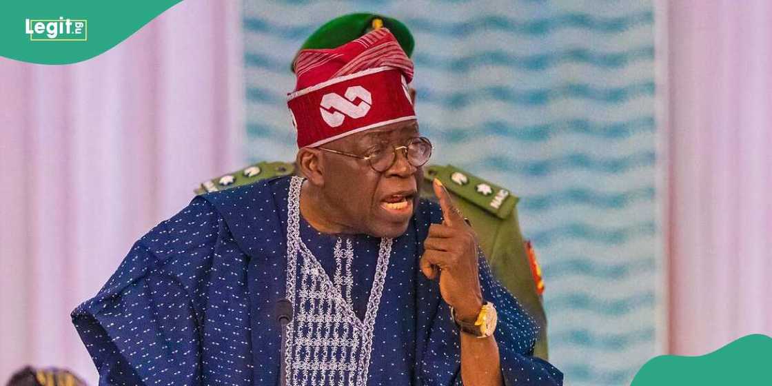 Tinubu urges Nigerians to vote out underperforming governors/Tinubu tells Nigerians to hold governors accountable Tinubu urges Nigerians to vote out underperforming governors/Tinubu tells Nigerians to hold governors accountable