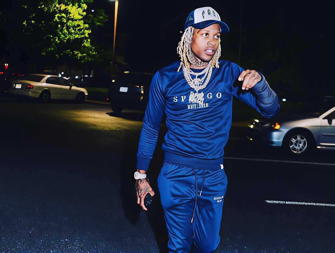 Lil Durk is wearing blue SPERGO‍ sweatpants