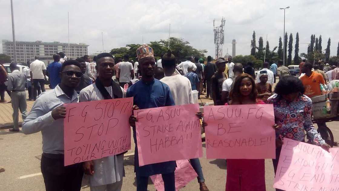 Muddin ba'a yi sulhu da ASUU, ba zamu bari ayi zabe ba: Daliban Jami'a Muddin ba'a yi sulhu da ASUU, ba zamu bari ayi zabe ba: Daliban Jami'a