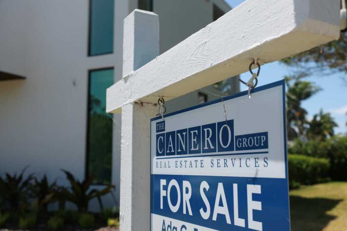 Sales of previously owned homes rose 9.5 percent in February from a month prior, said the National Association of Realtors Sales of previously owned homes rose 9.5 percent in February from a month prior, said the National Association of Realtors