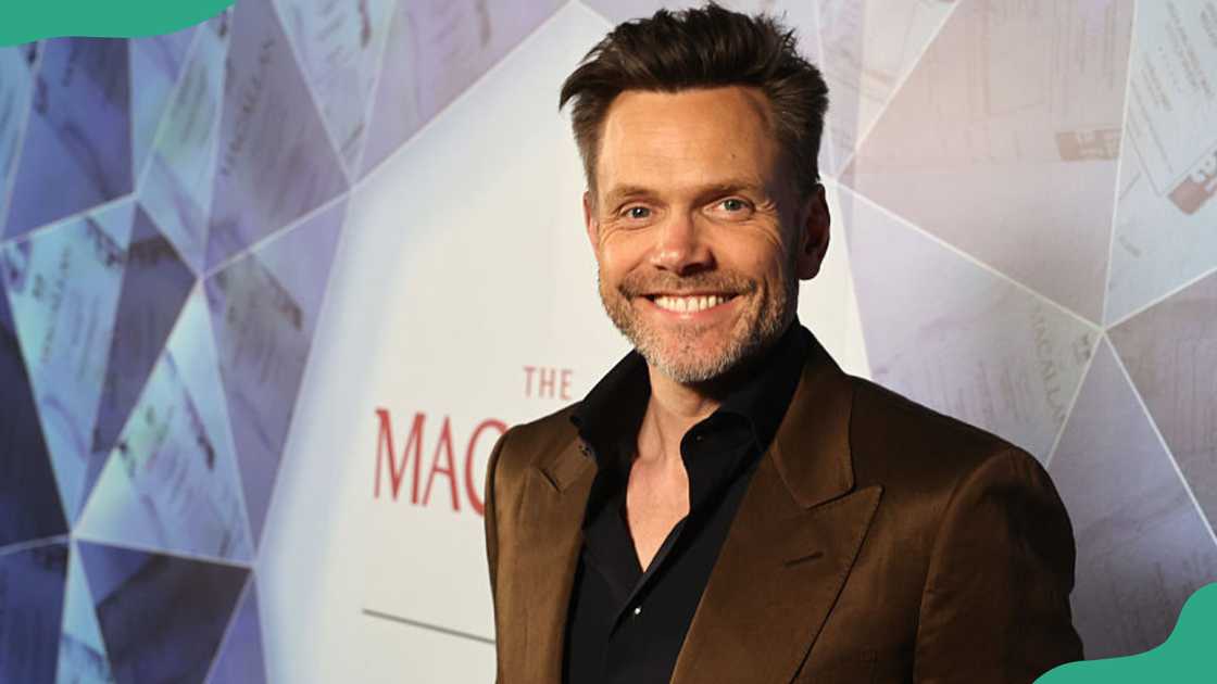Joel McHale attends an event in Los Angeles, California Joel McHale attends an event in Los Angeles, California