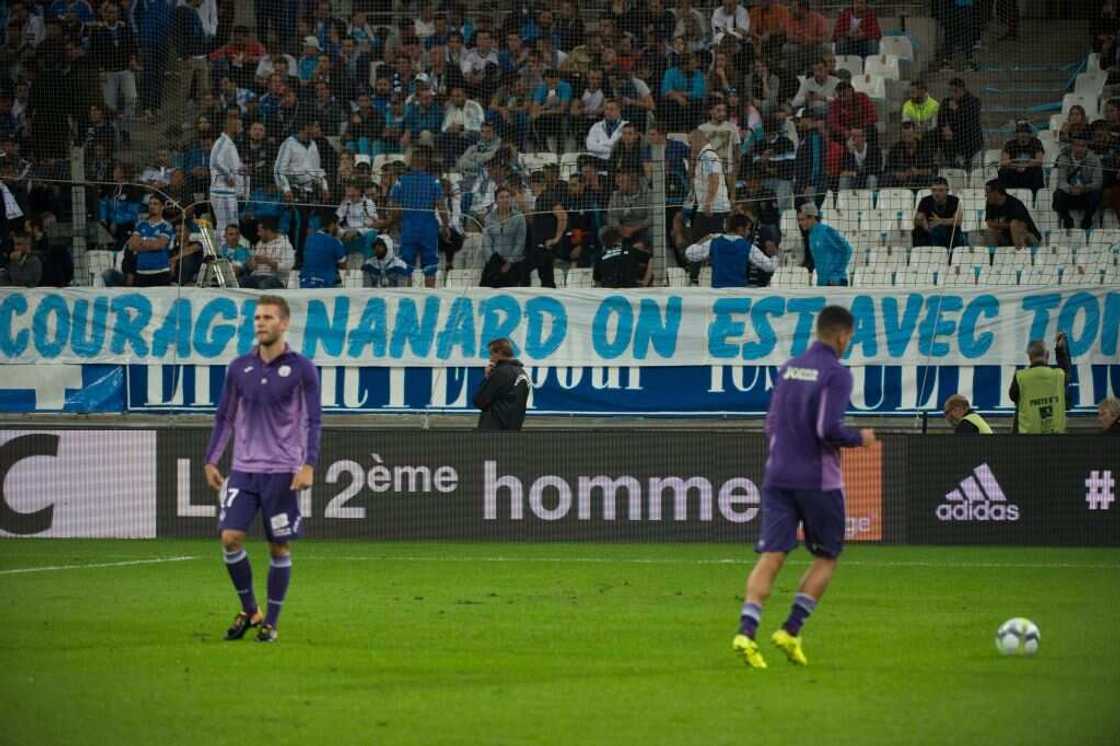 OM soutient bernard tapie OM soutient bernard tapie