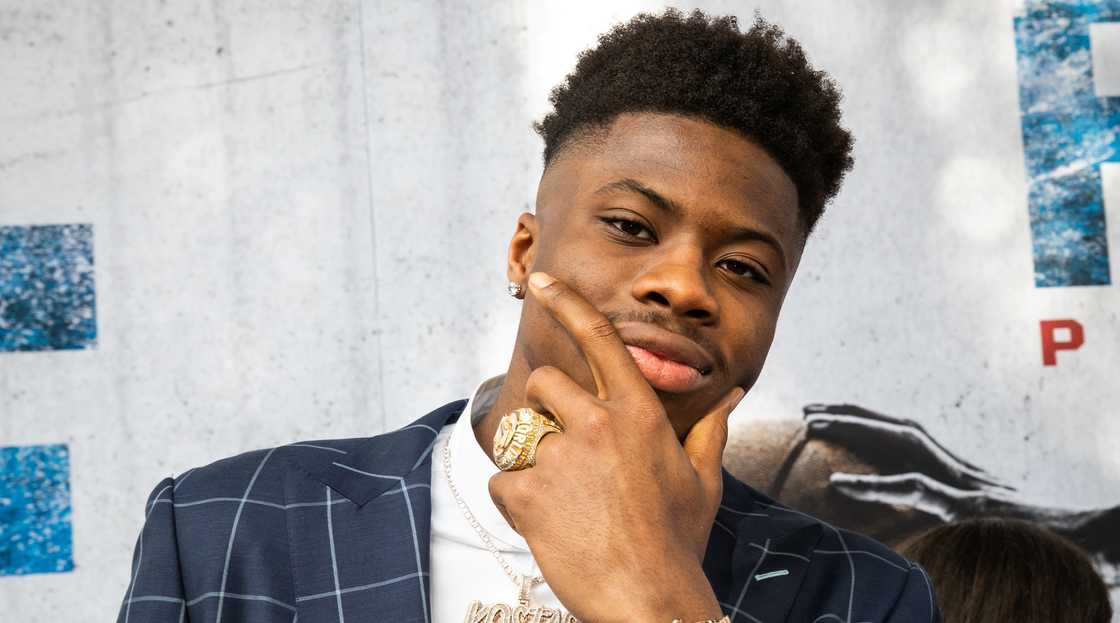 Kostas Antetokounmpo poses with his NBA Lakers Championship ring Kostas Antetokounmpo poses with his NBA Lakers Championship ring