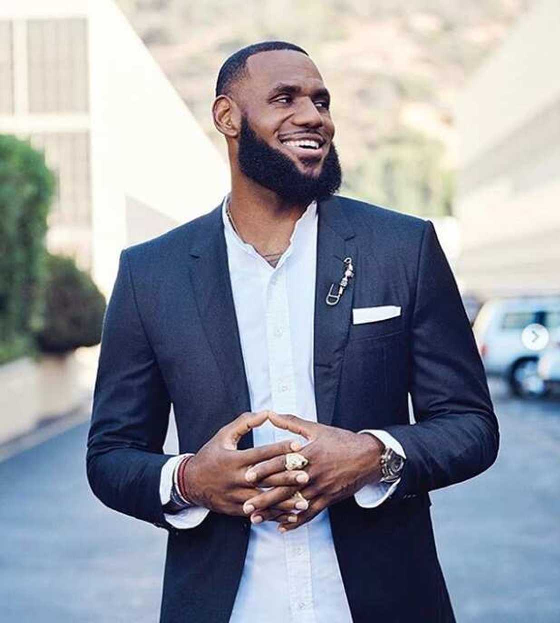 LeBron James salary