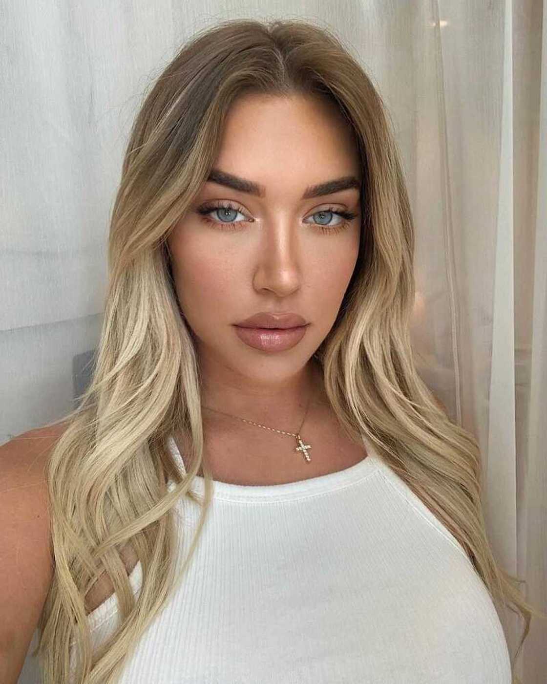 Stassie Karanikolaou Stassie Karanikolaou