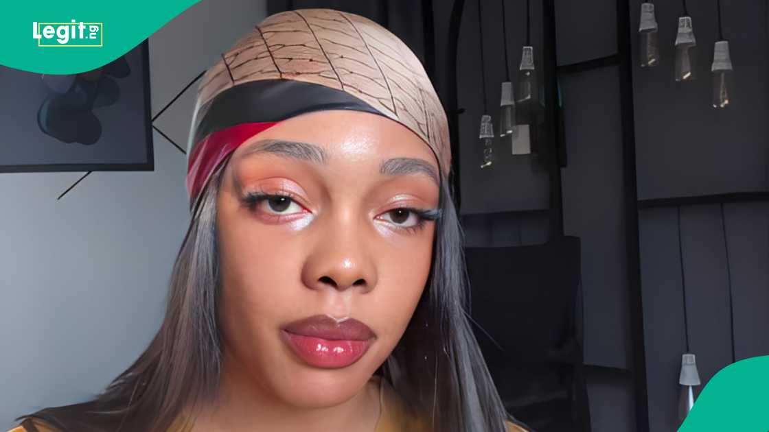 Lady restarting afresh after dropping out of school in her finals goes viral Lady restarting afresh after dropping out of school in her finals goes viral