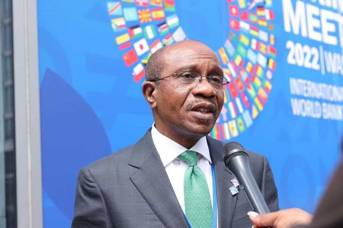 2023: Gwamnan CBN, Emefiele, Shima Ya Biya N100m Kuɗin Fom, Ya Shiga Jerin Masu Son Gadon Kujerar Buhari