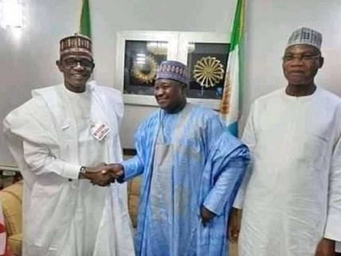 PDP ta yi babban rashi, wani makusancin Dogara ya koma APC