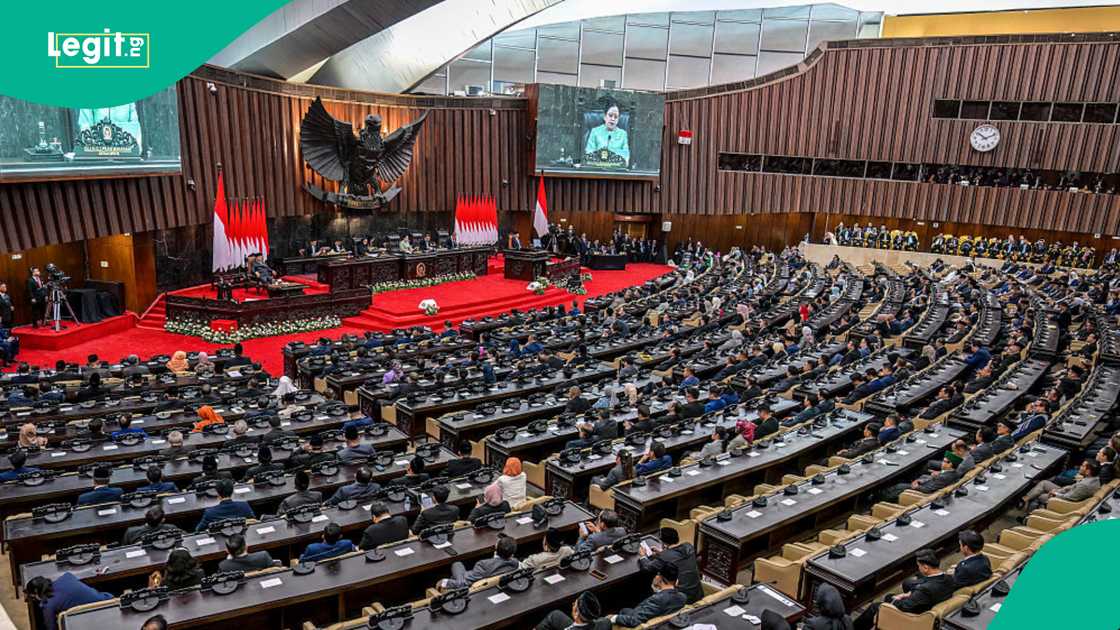 Indonesia lags behind Singapore and Malaysia in AI development as experts highlight weak infrastructure and skills.
