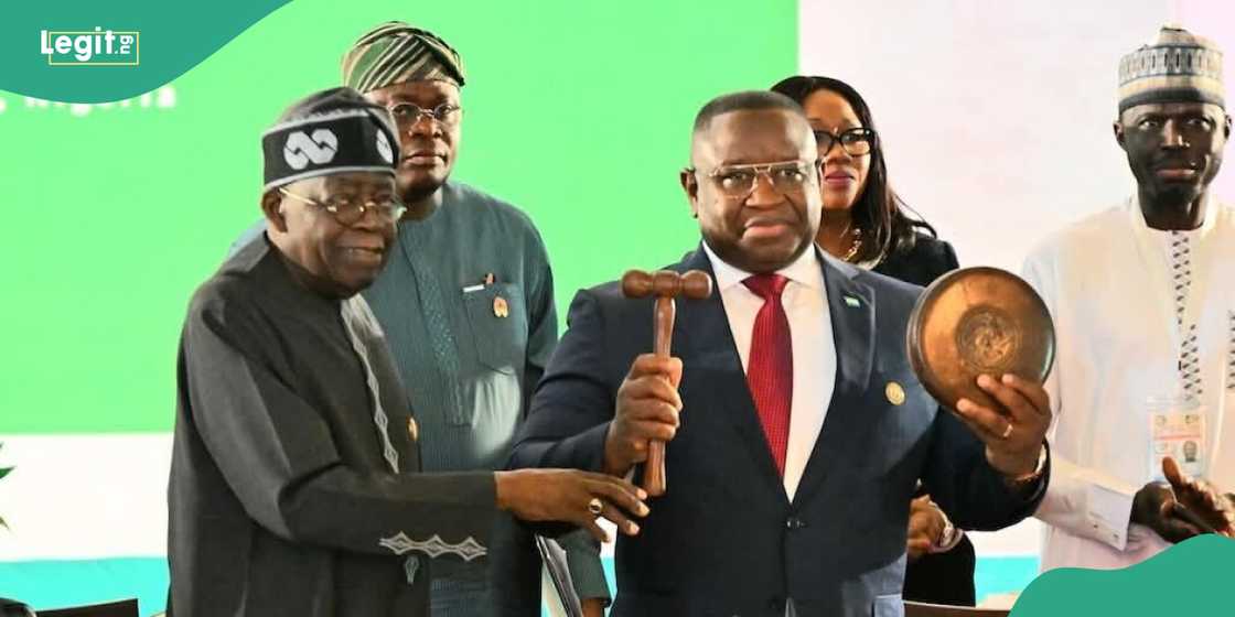 Sierra Leone’s Maada Bio succeeds Tinubu as new ECOWAS chairman Sierra Leone’s Maada Bio succeeds Tinubu as new ECOWAS chairman