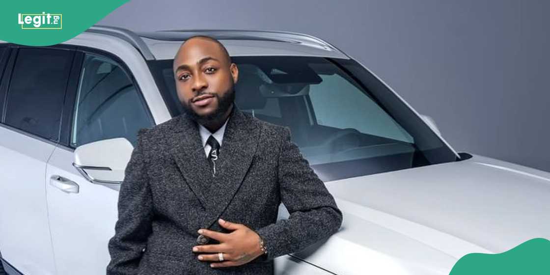 Davido shares plan with Bright Chimezie. Davido shares plan with Bright Chimezie.