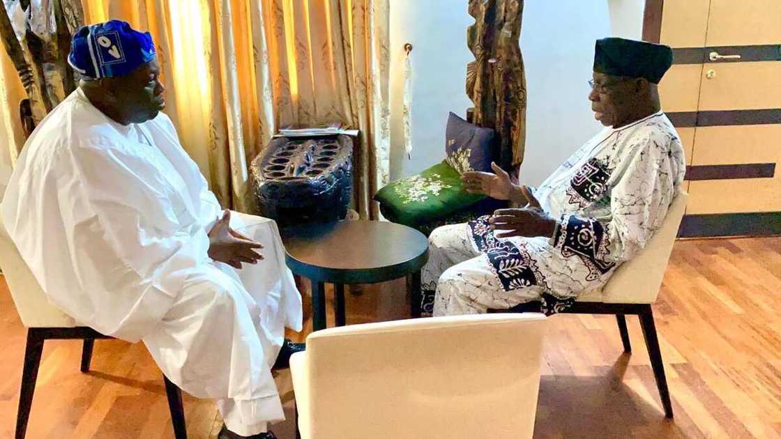 2023: PDP Presidential Aspirant Dele Momodu Visits Obasanjo in Abeokuta 2023: PDP Presidential Aspirant Dele Momodu Visits Obasanjo in Abeokuta