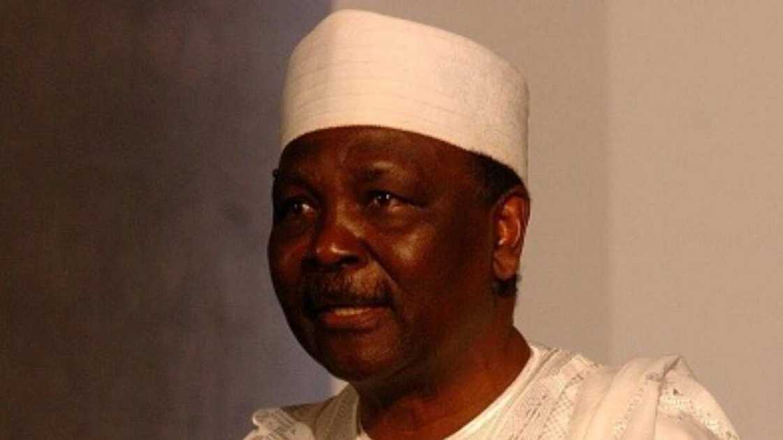 Alleged corruption: Yakubu Gowon replies British lawmaker who accused him of looting 'half of CBN' Alleged corruption: Yakubu Gowon replies British lawmaker who accused him of looting 'half of CBN'