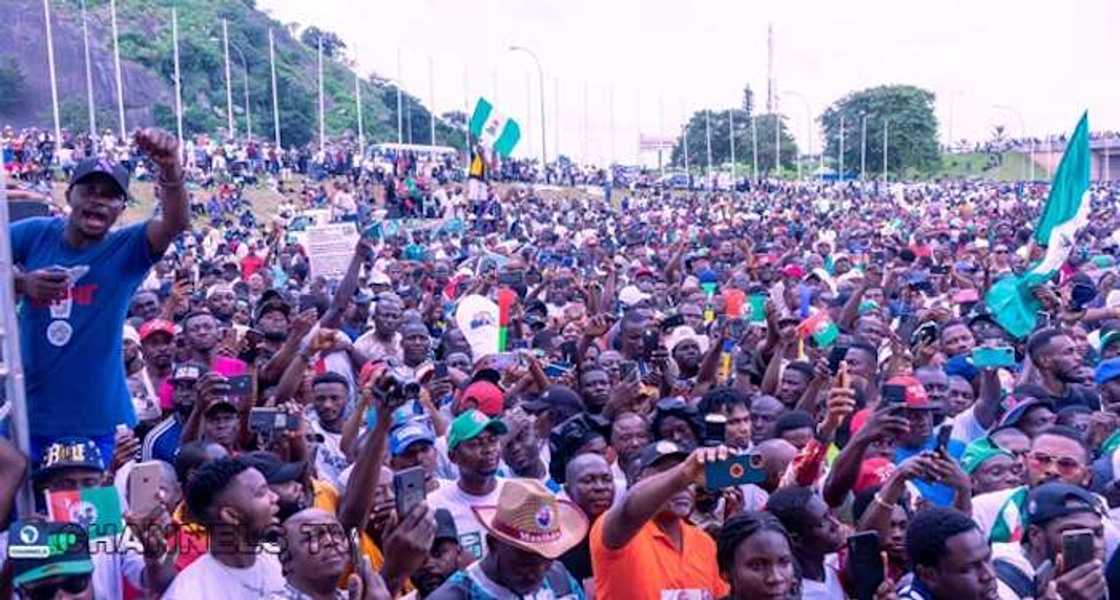 ‘Dan Takaran LP ‘Dan Takaran LP