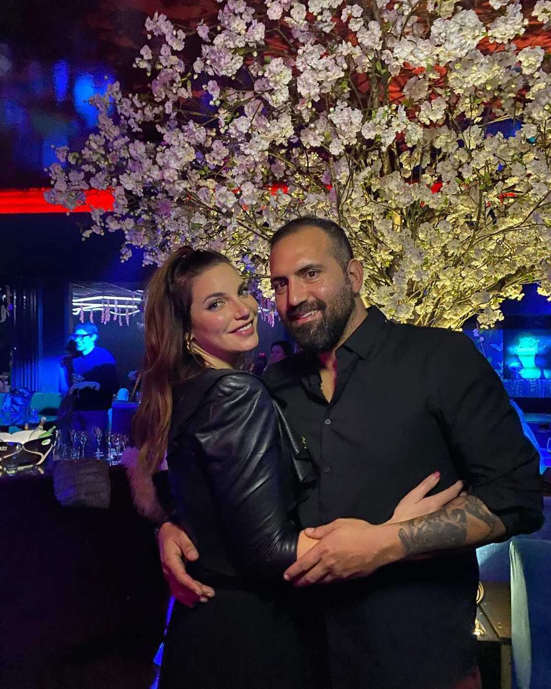 Nadege Lacroix (les Cinquante) : la belle vie en couple avec Stefano Nadege Lacroix (les Cinquante) : la belle vie en couple avec Stefano