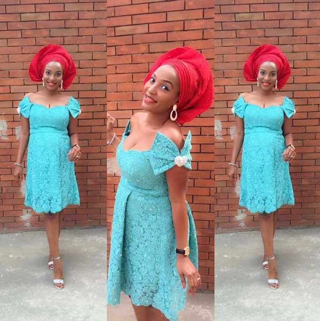 Empire lace dress for pregnant ladies Empire lace dress for pregnant ladies