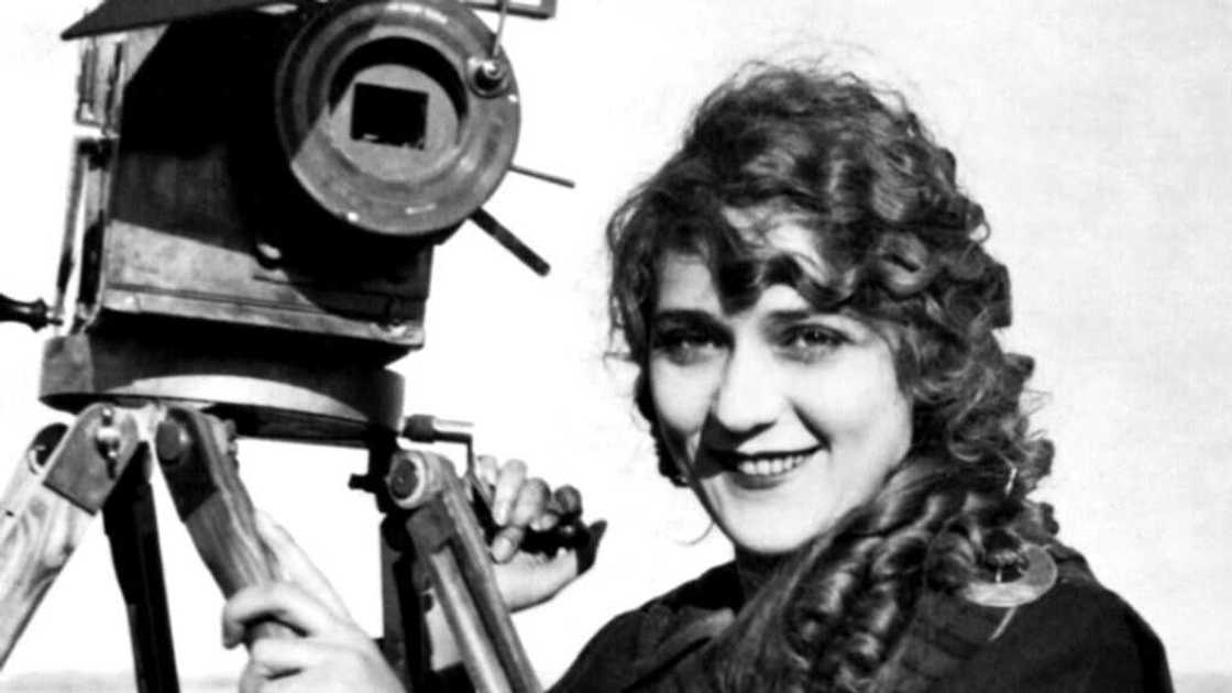 mary pickford et ariane borg mary pickford et ariane borg
