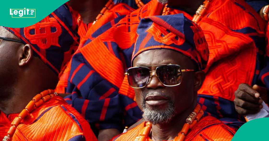 Young lady threatens elderly an at Ojude Oba 2025. Young lady threatens elderly an at Ojude Oba 2025.