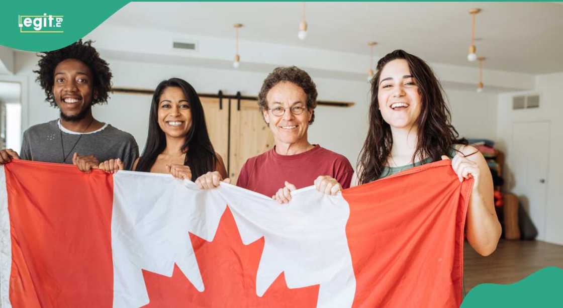 Photo of young lady Photo of young lady