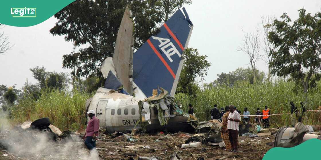ADC plane crash's 18th anniversary: Tweep’s post on how ex governor's daughters survived stirs strong reactions online ADC plane crash's 18th anniversary: Tweep’s post on how ex governor's daughters survived stirs strong reactions online