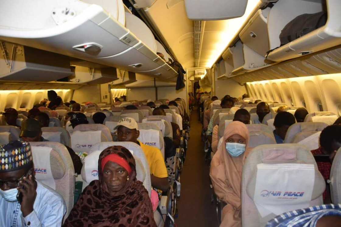 Yan Najeriya sun bayyana kuncin da suka shiga a Sudan Yan Najeriya sun bayyana kuncin da suka shiga a Sudan