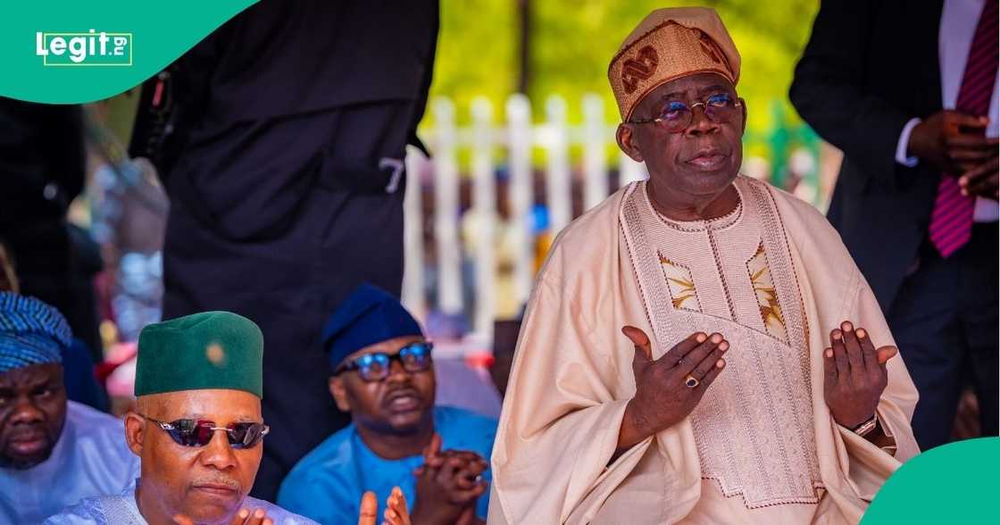 Tinubu Joins Abuja Muslims for Eid-el-Fitr Prayers, Sends Major Message Tinubu Joins Abuja Muslims for Eid-el-Fitr Prayers, Sends Major Message