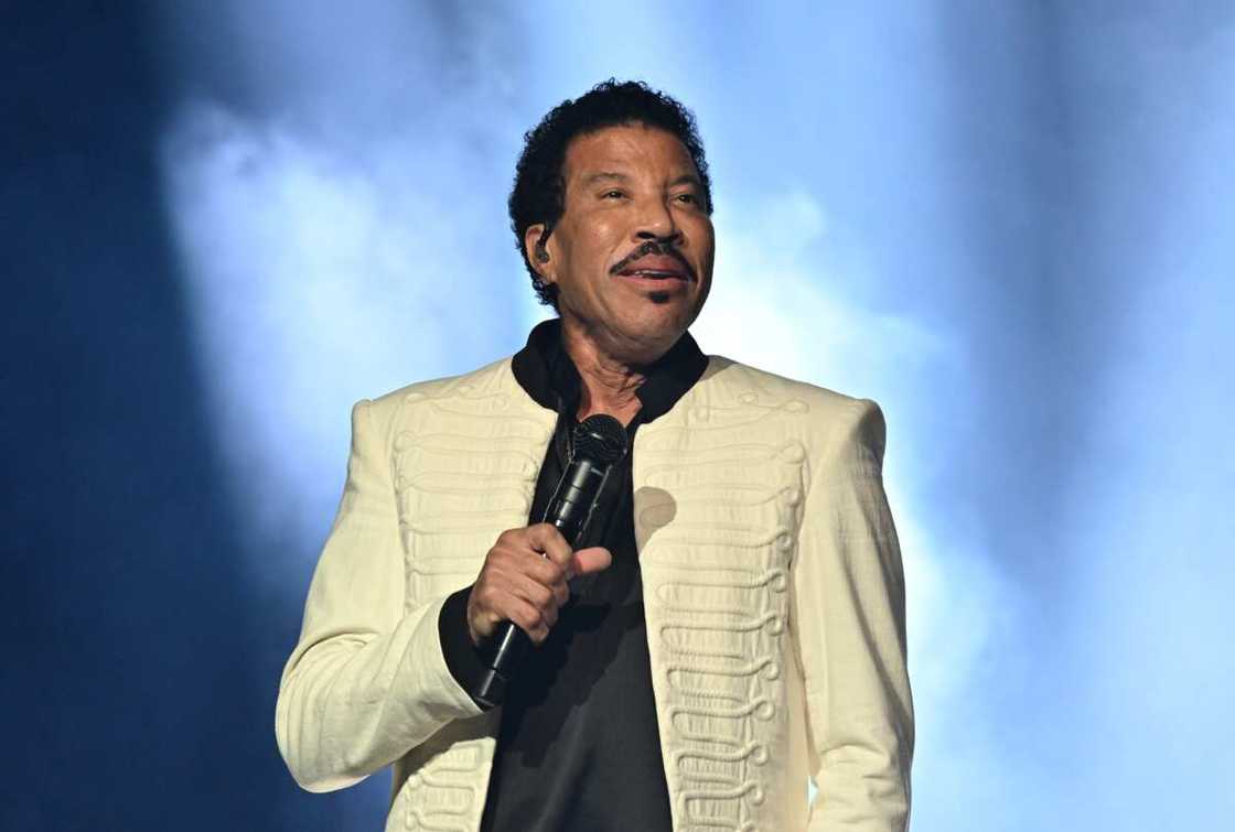 Lionel Richie performs onstage during his "Sing a Song All Night Long" tour at State Farm Arena in Atlanta, Georgia Lionel Richie performs onstage during his "Sing a Song All Night Long" tour at State Farm Arena in Atlanta, Georgia
