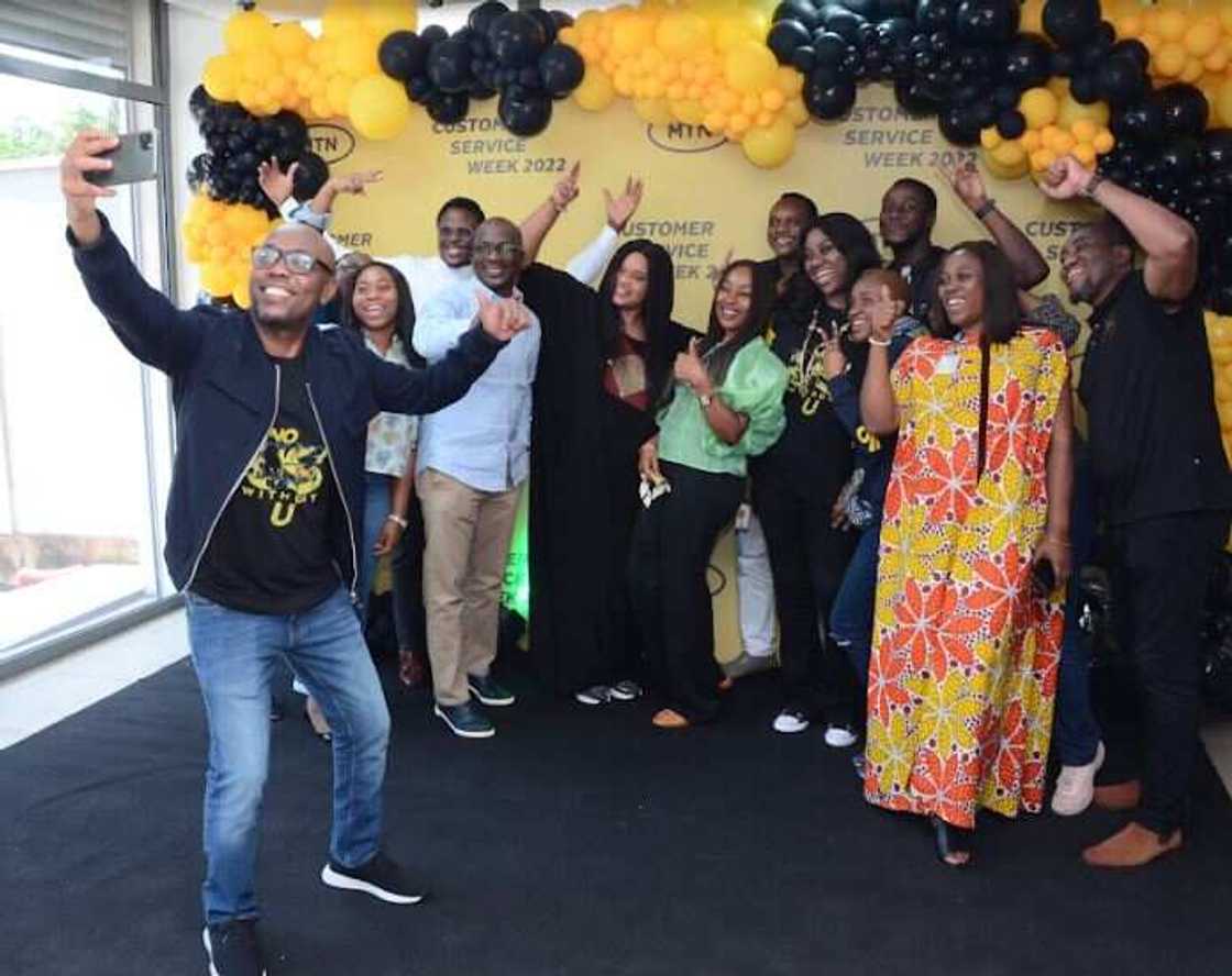 Here are 6 Amazing Ways to Celebrate Customer Service Week Here are 6 Amazing Ways to Celebrate Customer Service Week
