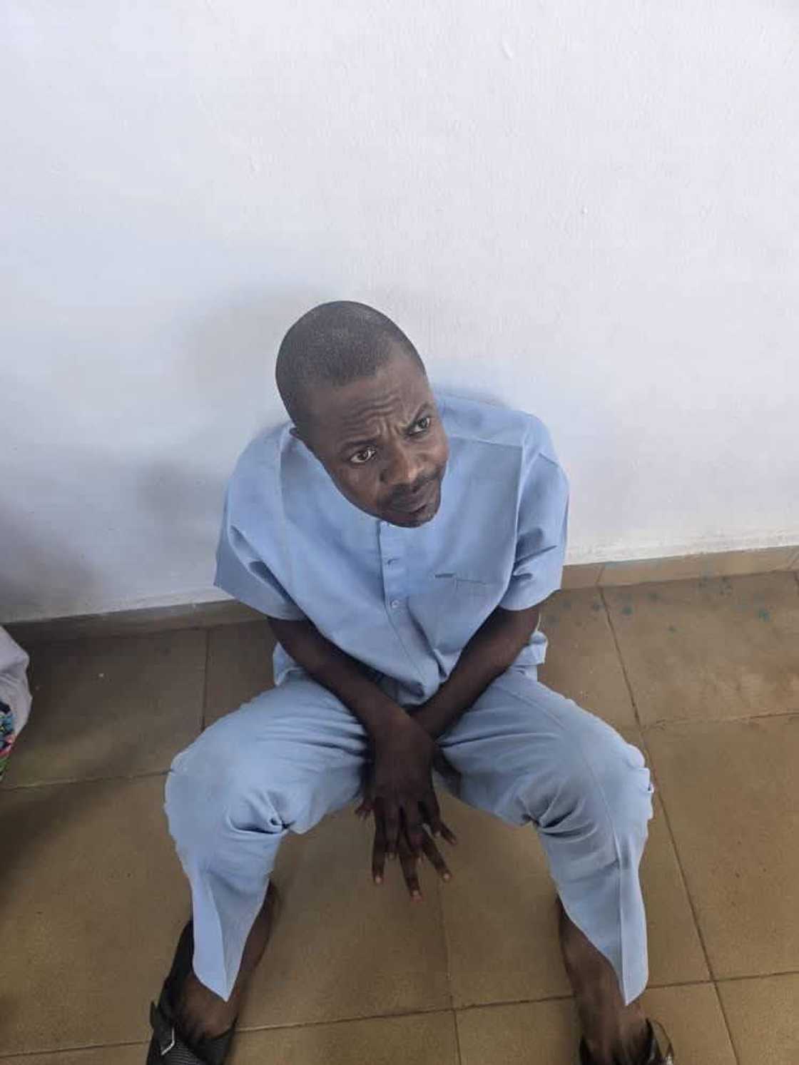 Adeniyi Adeyemi na tsare a hannun 'yan sanda Adeniyi Adeyemi na tsare a hannun 'yan sanda