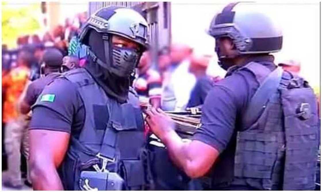 DSS operatives DSS operatives