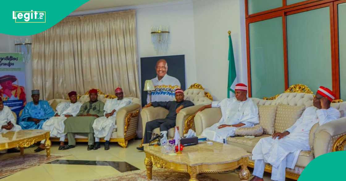 Gwamna Abba da Kwankwaso.