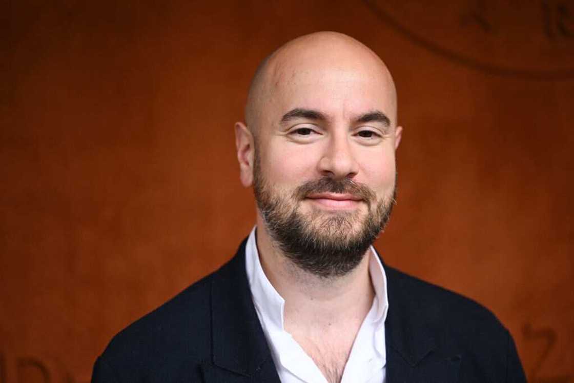 Bref, Kyan Khojandi et sa femme sont visiblement très amoureux ! Bref, Kyan Khojandi et sa femme sont visiblement très amoureux !