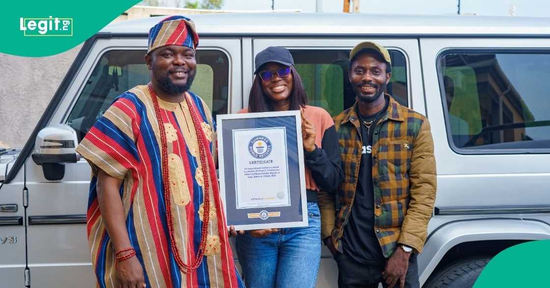 World Guinness Record Holder for Longest Catwalk, Ms. Ololade Visits Prof. Chris Imumolen World Guinness Record Holder for Longest Catwalk, Ms. Ololade Visits Prof. Chris Imumolen