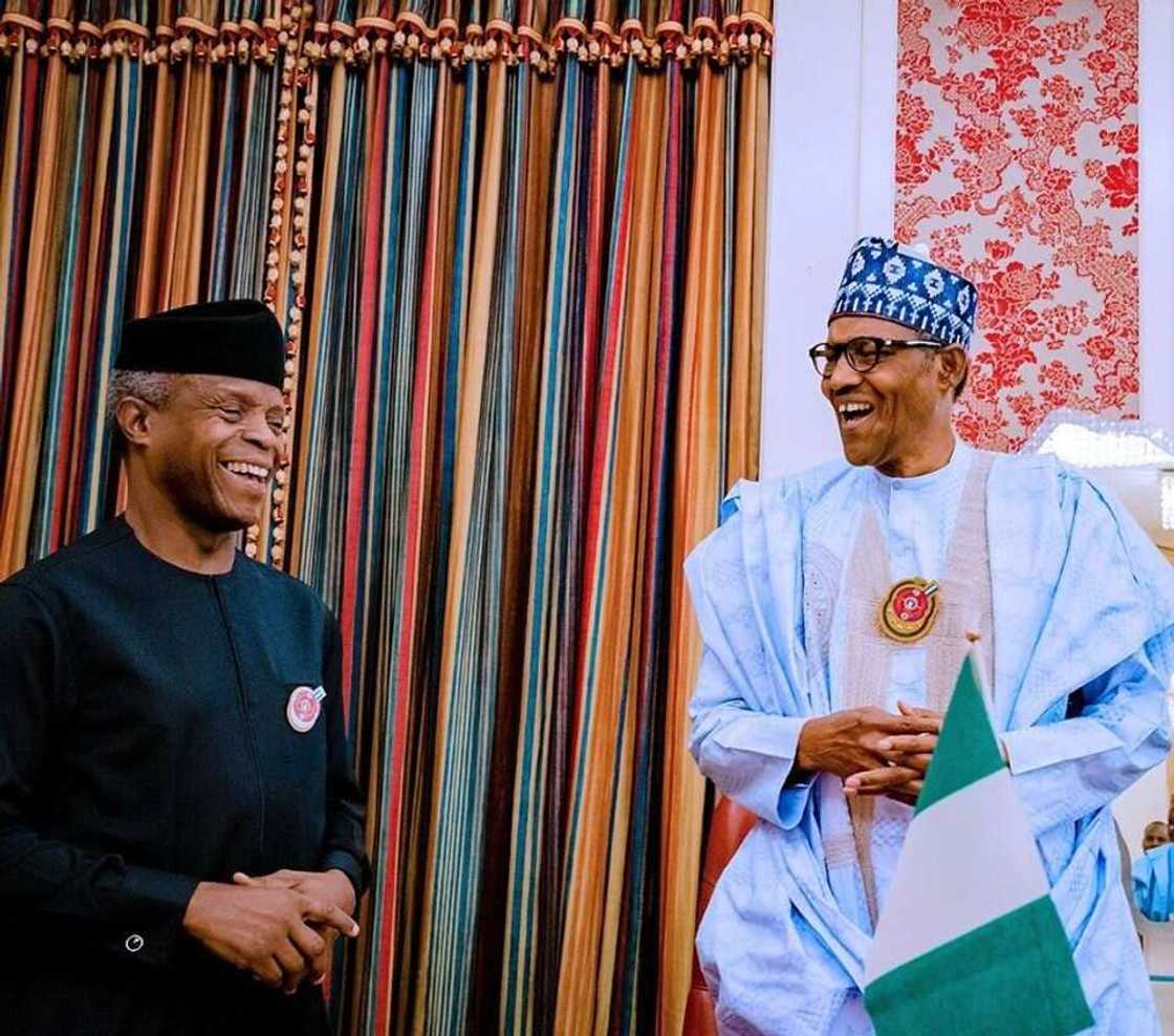 Buhari delighted as he receives Christmas gift from Osinbajo (photos)