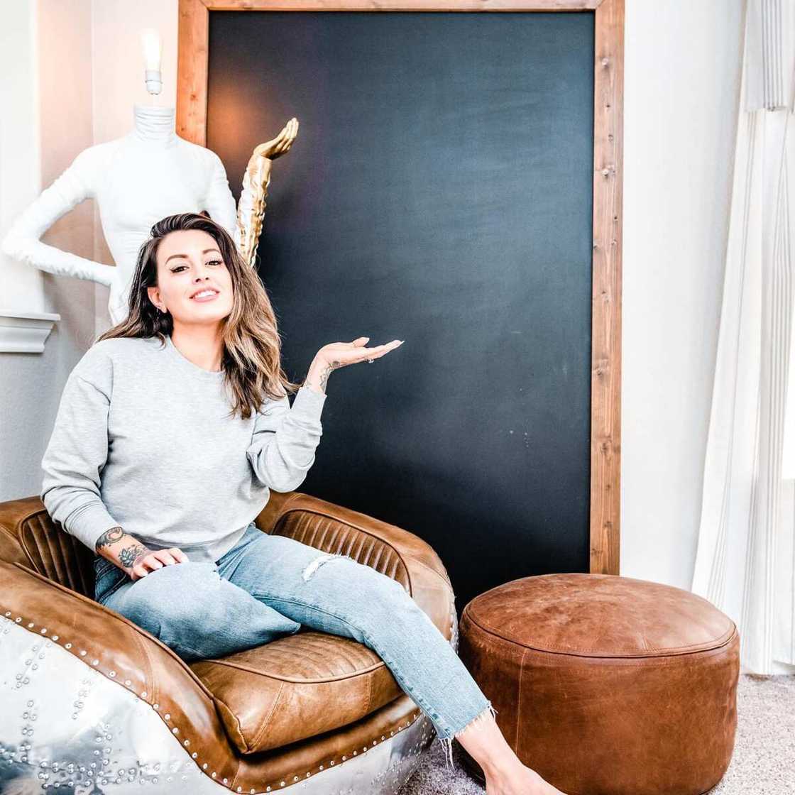 Sheila Hafsadi's age Sheila Hafsadi's age