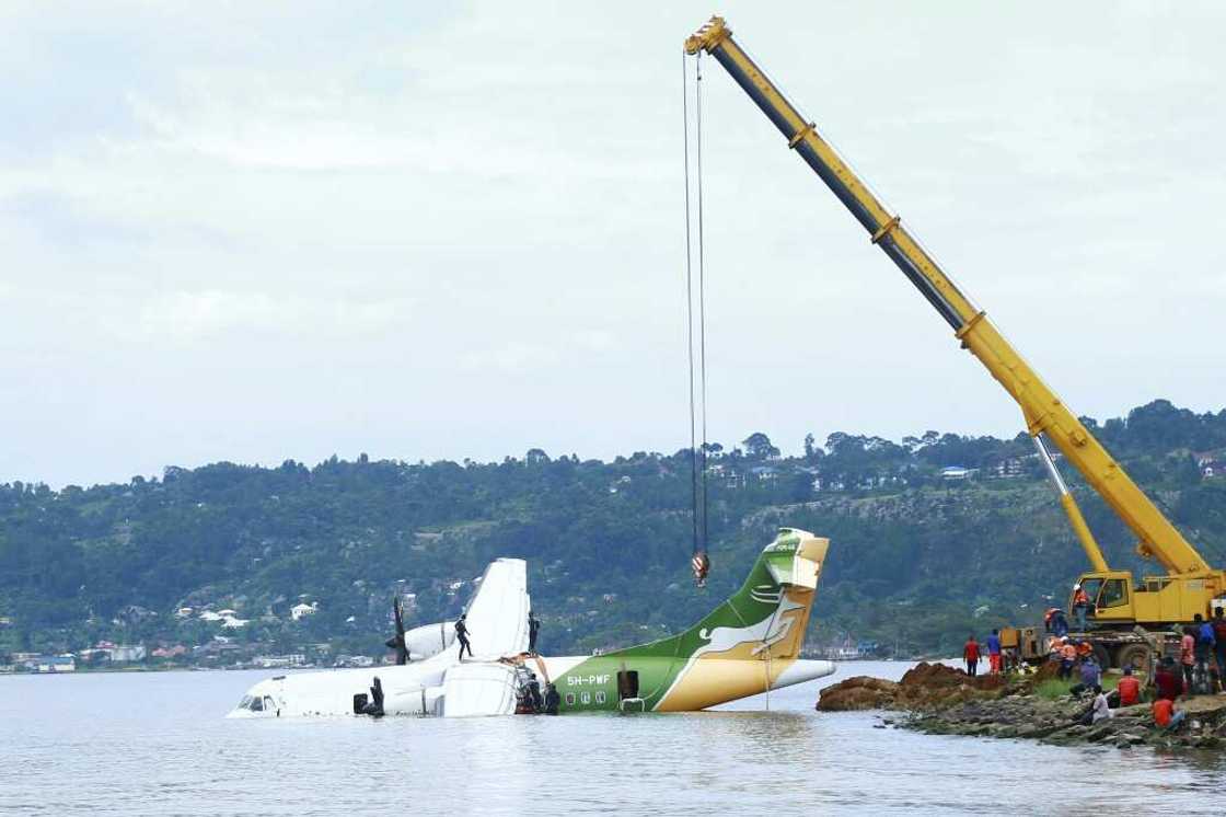 Nineteen people died when the Precision Air plane plunged into Lake Victoria on November 6 Nineteen people died when the Precision Air plane plunged into Lake Victoria on November 6