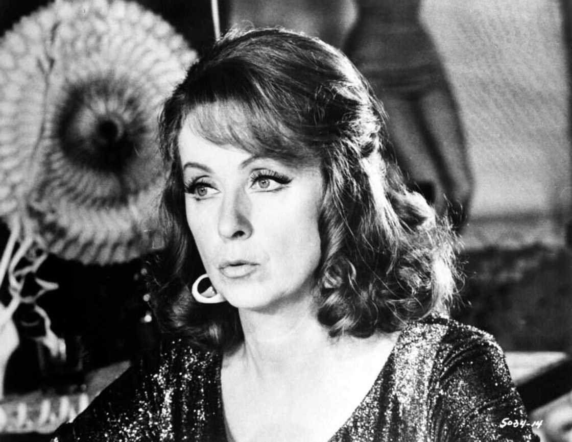 Qui était Mathieu Mitsinkidès, le fils de Danielle Darrieux mort brutalement ? Qui était Mathieu Mitsinkidès, le fils de Danielle Darrieux mort brutalement ?