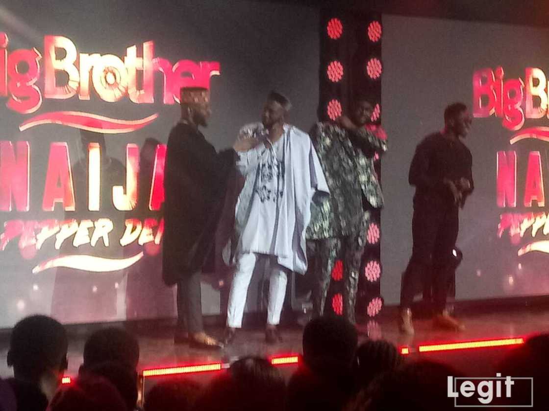 LIVE UPDATES LIVE UPDATES