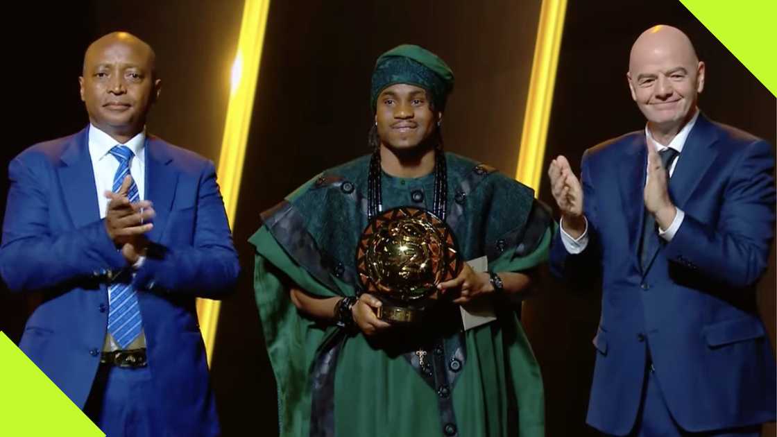 Patrice Motsepe, Ademola Lookman, Gianni Infantino, Palais des Congrès, Marrakech, Morocco, CAF Awards, December 16, 2024. Patrice Motsepe, Ademola Lookman, Gianni Infantino, Palais des Congrès, Marrakech, Morocco, CAF Awards, December 16, 2024.