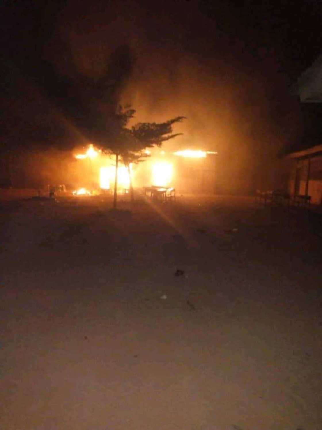 Inna Lillahi wa inna ilayhi raji'un: Wani gari ya kone kurmus a gobarar Jigawa Inna Lillahi wa inna ilayhi raji'un: Wani gari ya kone kurmus a gobarar Jigawa