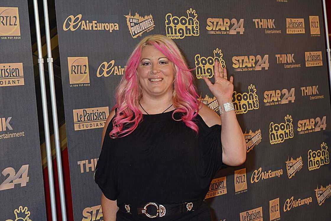 Que devient Mindy, la fille de Loana qui refuse de voir sa mère ? Que devient Mindy, la fille de Loana qui refuse de voir sa mère ?