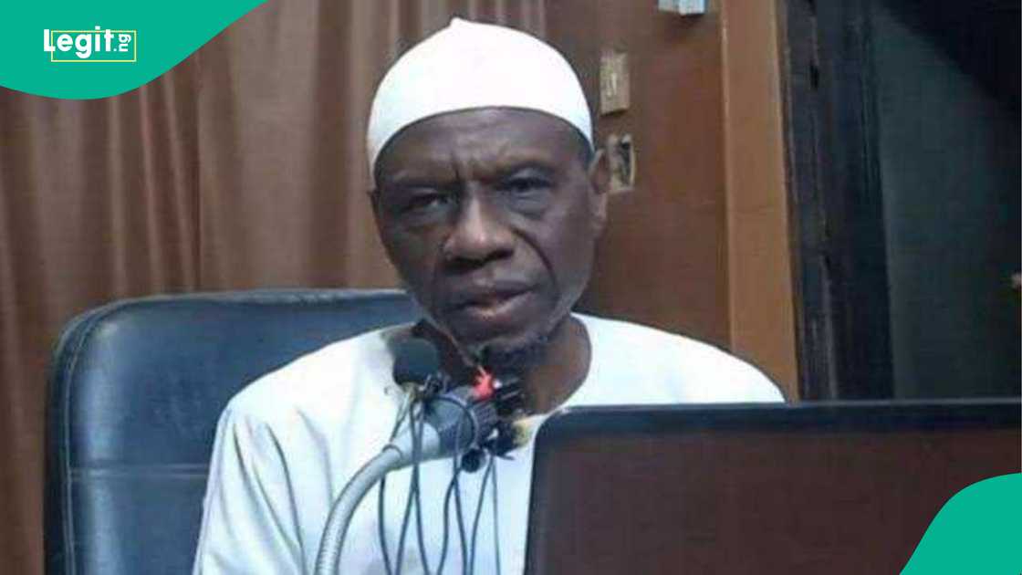 Mutane sun yi alhinin rasuwar Dr Idris Abdulaziz Dutsen Tanashi Mutane sun yi alhinin rasuwar Dr Idris Abdulaziz Dutsen Tanashi