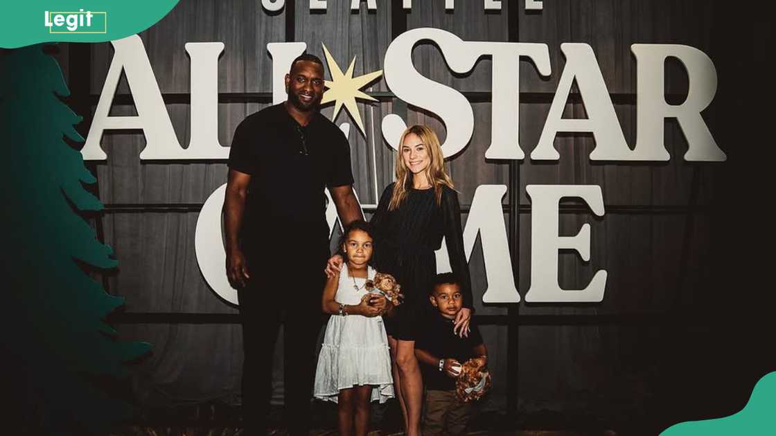Monica and Yordan Alvarez, with their two children, attend an entertainment event