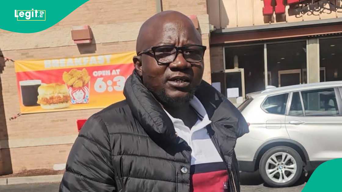 Saidi Balogun's special prayer for Sanyeri in Mecca draws reactions online.