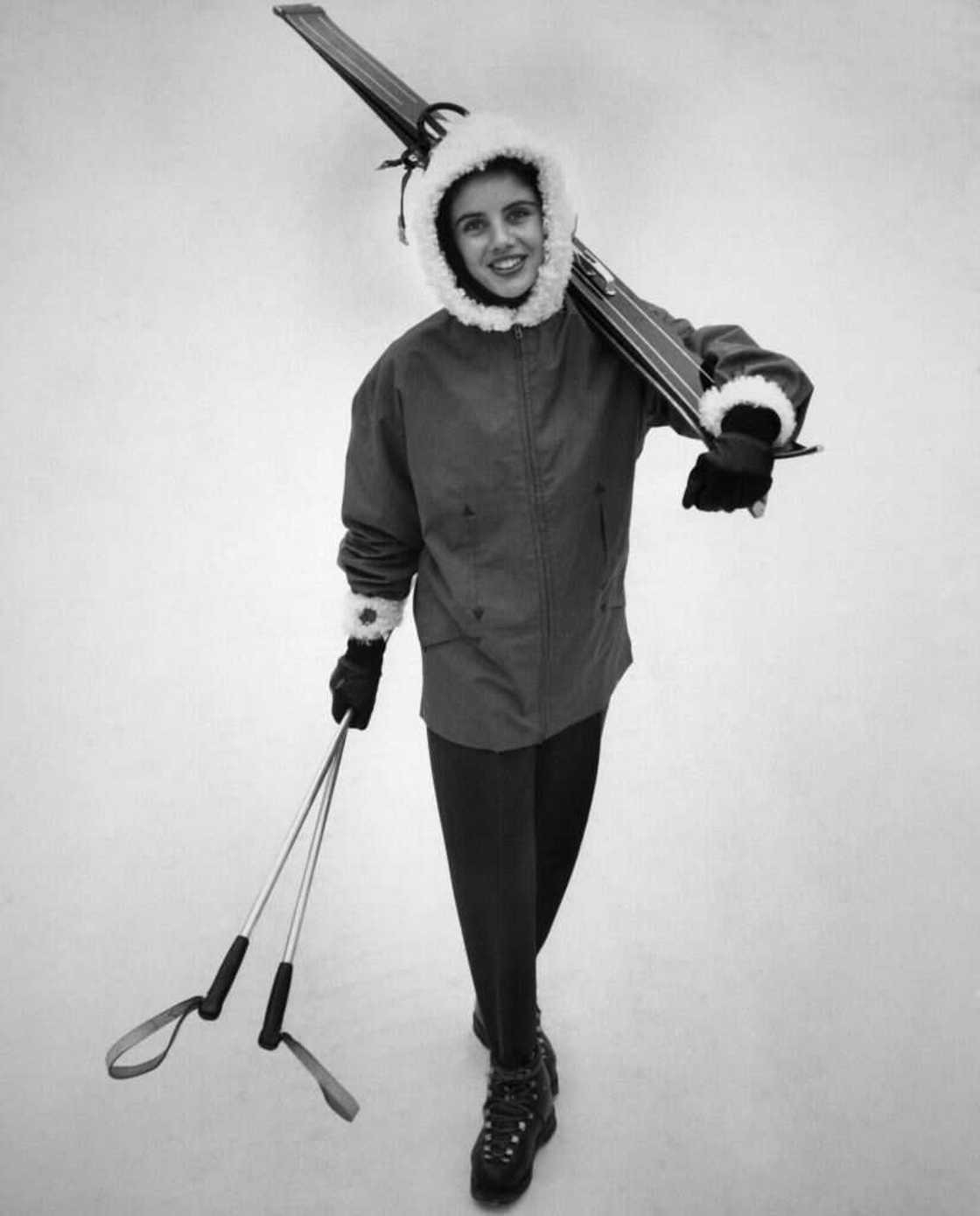 Biographie de Francine Distel: Qui est la femme de Sacha Distel ? Biographie de Francine Distel: Qui est la femme de Sacha Distel ?