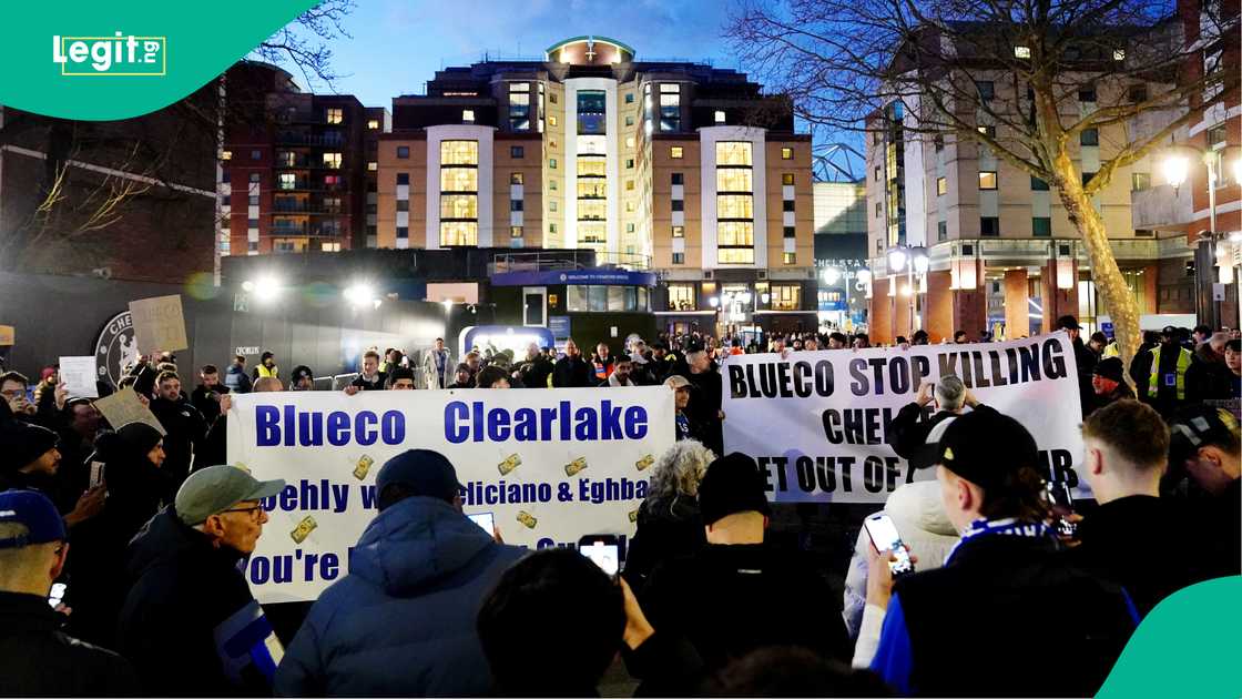 Chelsea fans, Stamford Bridge, London, England.