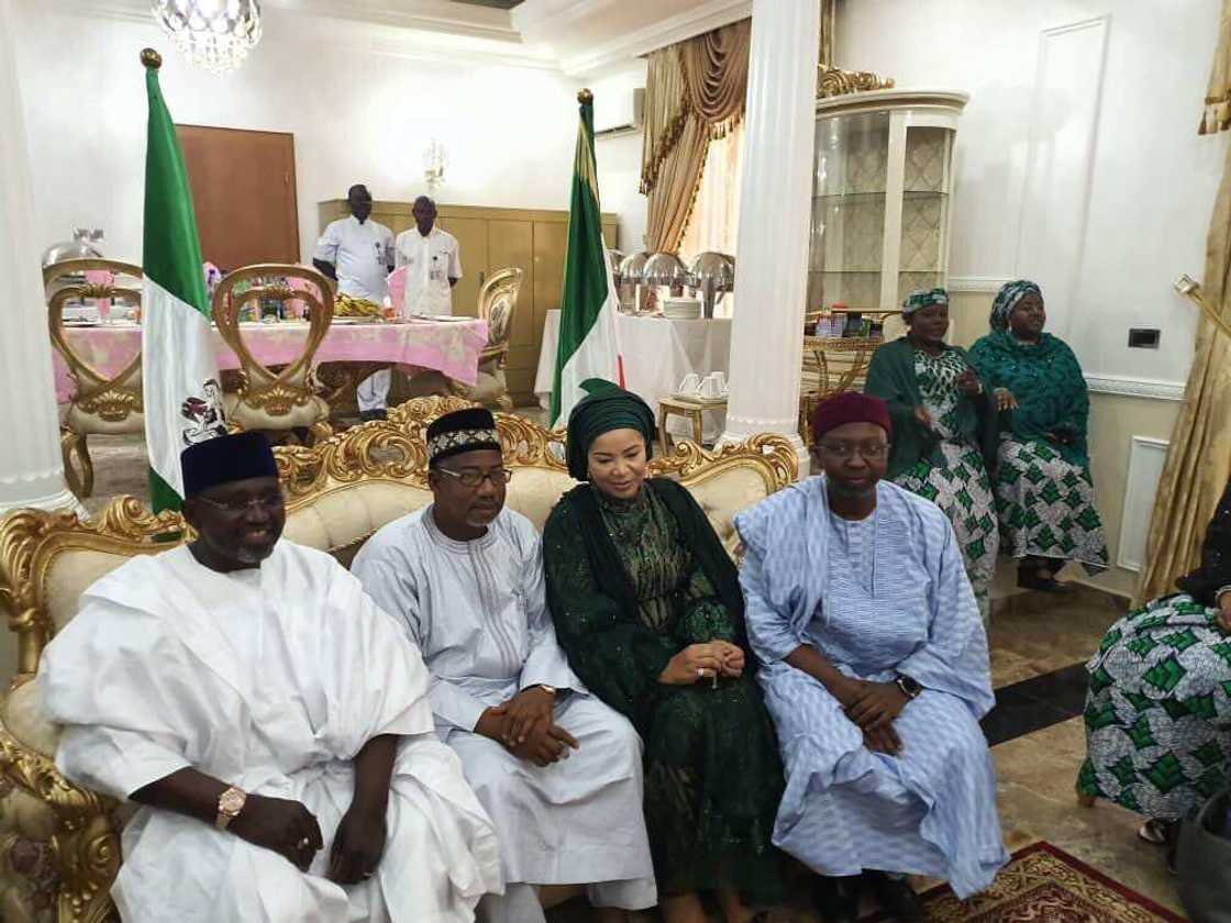 Sabuwar amaryar gwamnan Bauchi ta tare (Hotuna) Sabuwar amaryar gwamnan Bauchi ta tare (Hotuna)