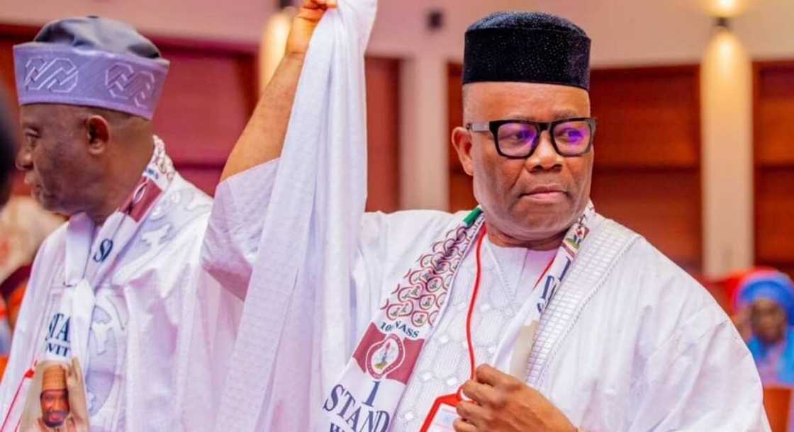 Sanata Godswill Akpabio ne sabon shugaban Majalisar Dattawan Najeriya Sanata Godswill Akpabio ne sabon shugaban Majalisar Dattawan Najeriya