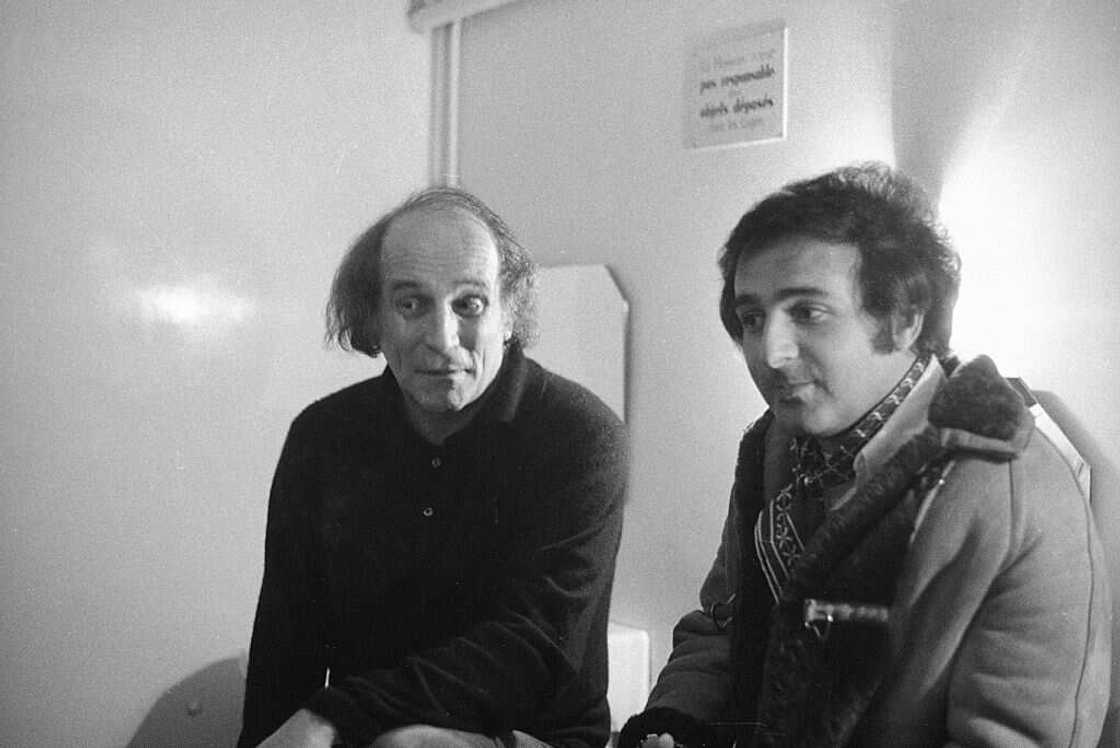 Les chanteurs français Leo Ferre et Richard Anthony. Les chanteurs français Leo Ferre et Richard Anthony.